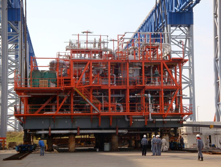 LNG regasification module at Sinopacific-Wartsila